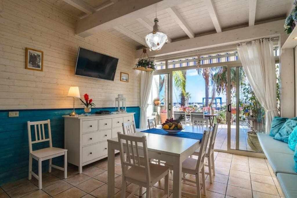Vila Casa Delle Zammare Fronte Mare Centro Storico Riposto Exteriér fotografie