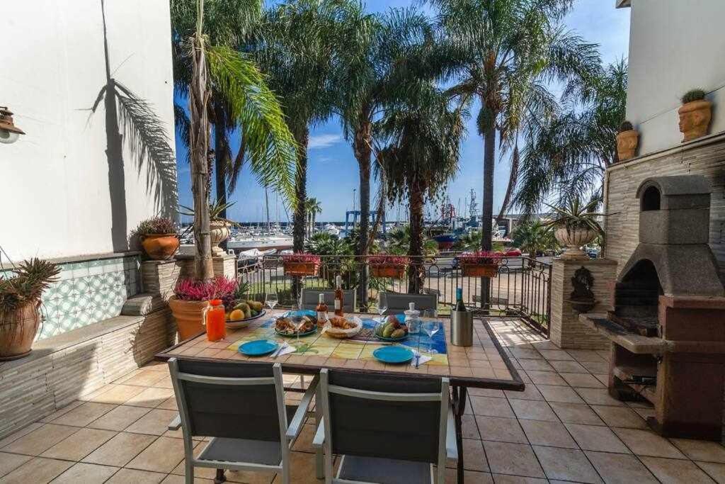 Vila Casa Delle Zammare Fronte Mare Centro Storico Riposto Exteriér fotografie
