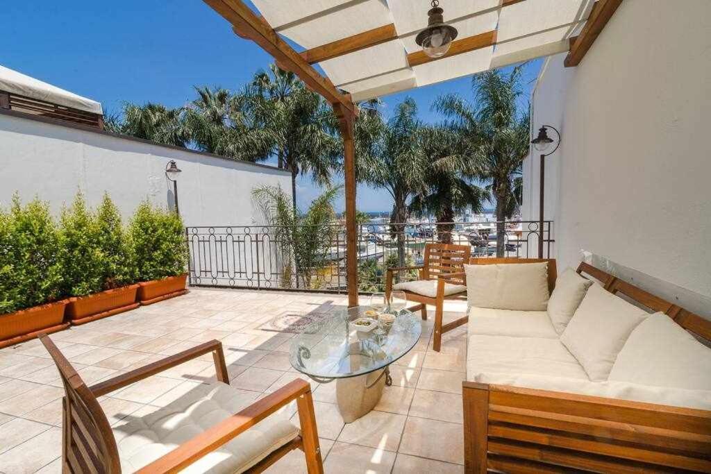 Vila Casa Delle Zammare Fronte Mare Centro Storico Riposto Exteriér fotografie